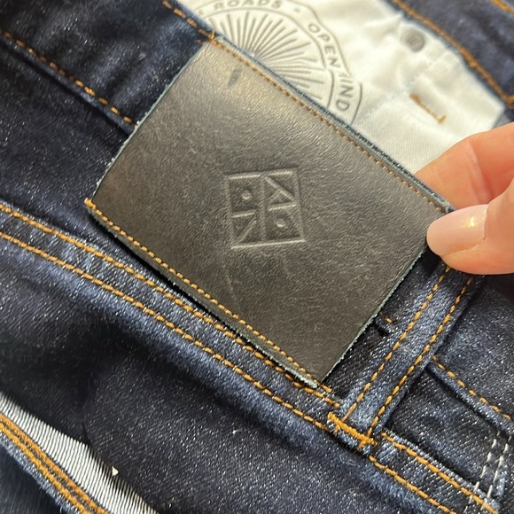 ROARK Men’s HWY 128 Dark Wash Straight Leg Jeans NWOT size 32 - Picture 11 of 13